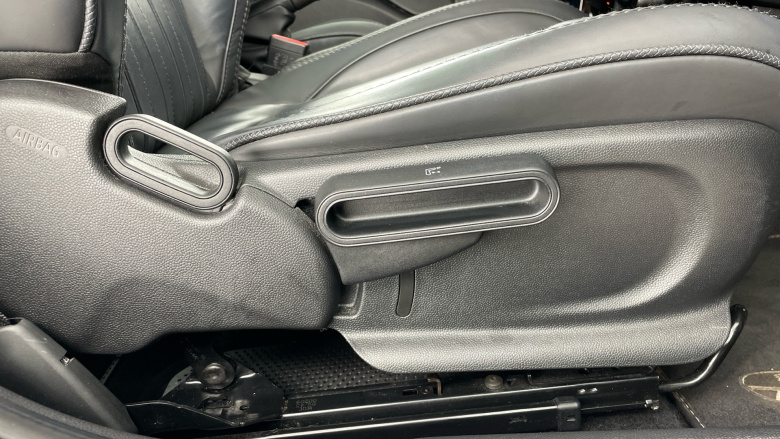 MINI Hatchback 2.0 Cooper S Exclusive Premium Plus 5dr Auto Petrol Hatchback